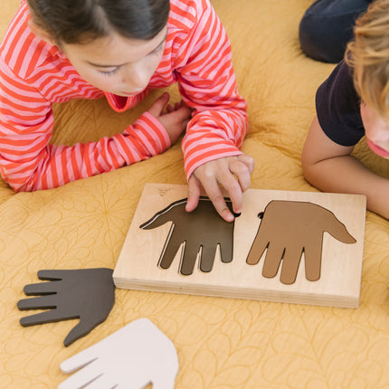 Hand in Hand Puzzle